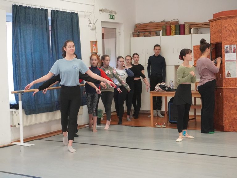 Kortárs- és moderntánc kurzus