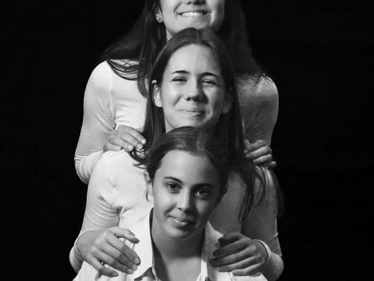 Moderntáncosok